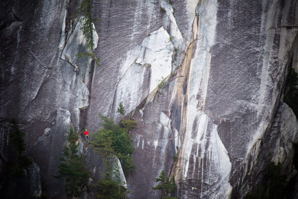 Squamish Climber Loses Thumb and Fingers in Indoor Lead Accident